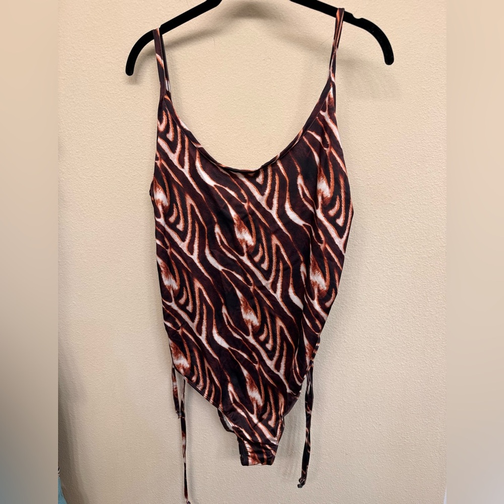 🎉🎉PLT One piece Swimsuit/ Bodysuit